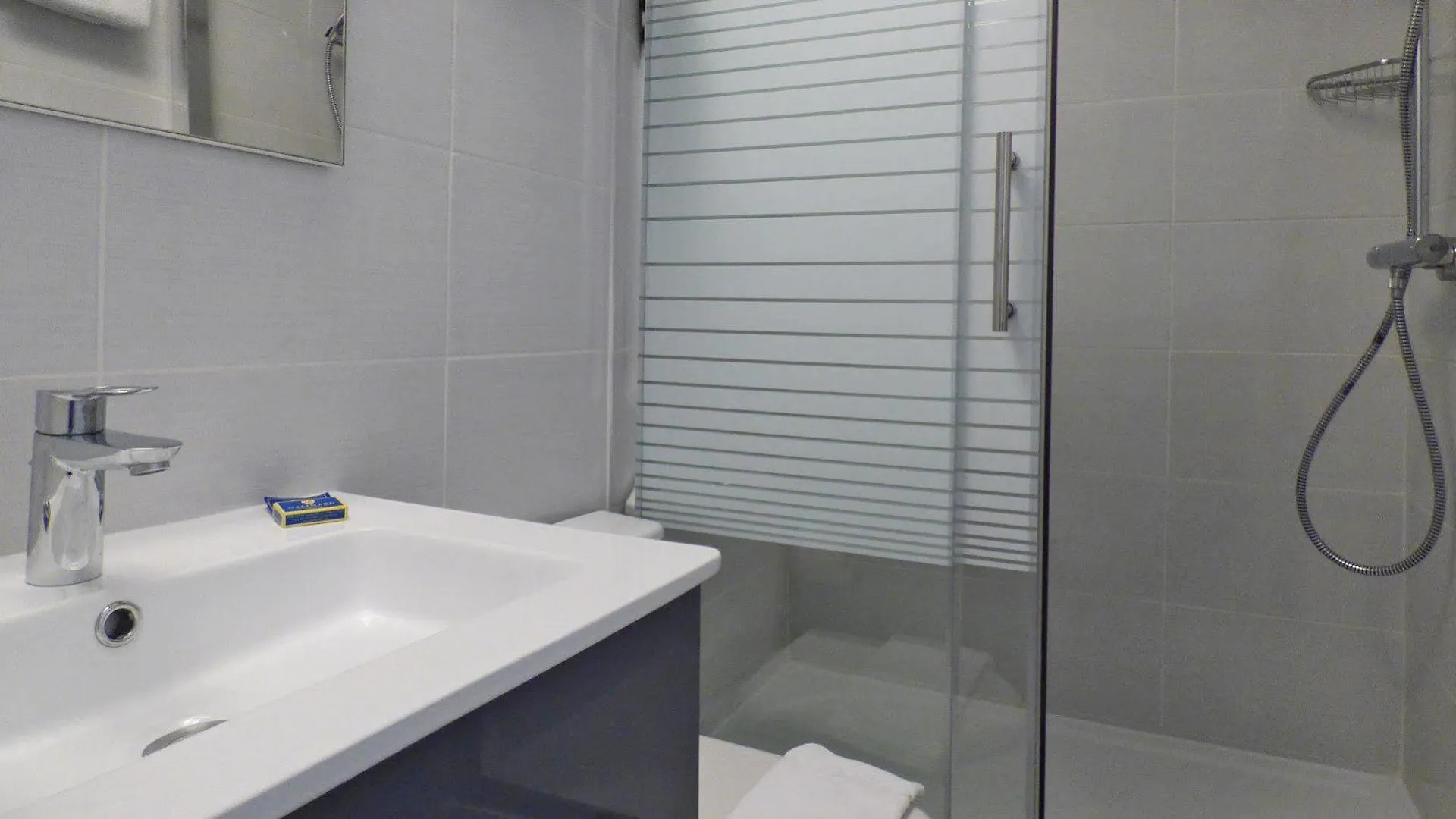 Hotel Au Reveil des Cigales Saint Aygulf
